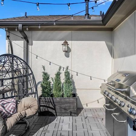 Luxury Downtown Home W Rooftop Deck In The Skyline Houston Extérieur photo